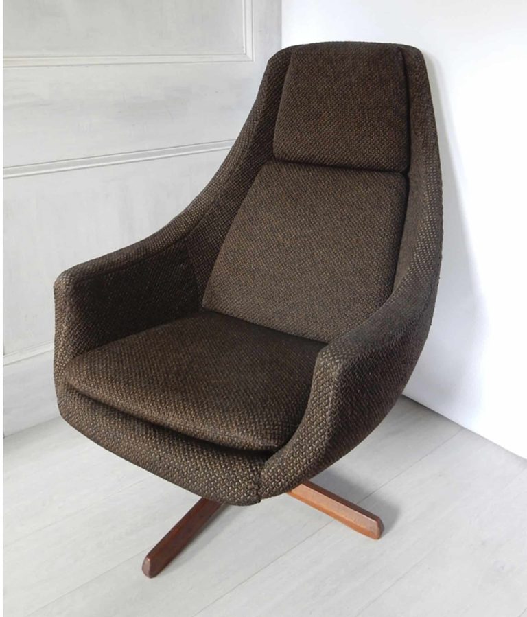 1960s-70 swivel armchair; dark brown weave fabric.
